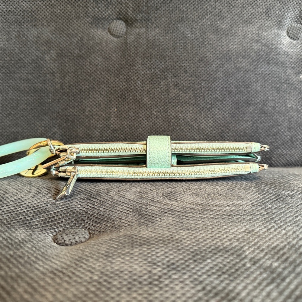 Michael Kors Clutch Purse (Never Used) - Picture 7 of 7